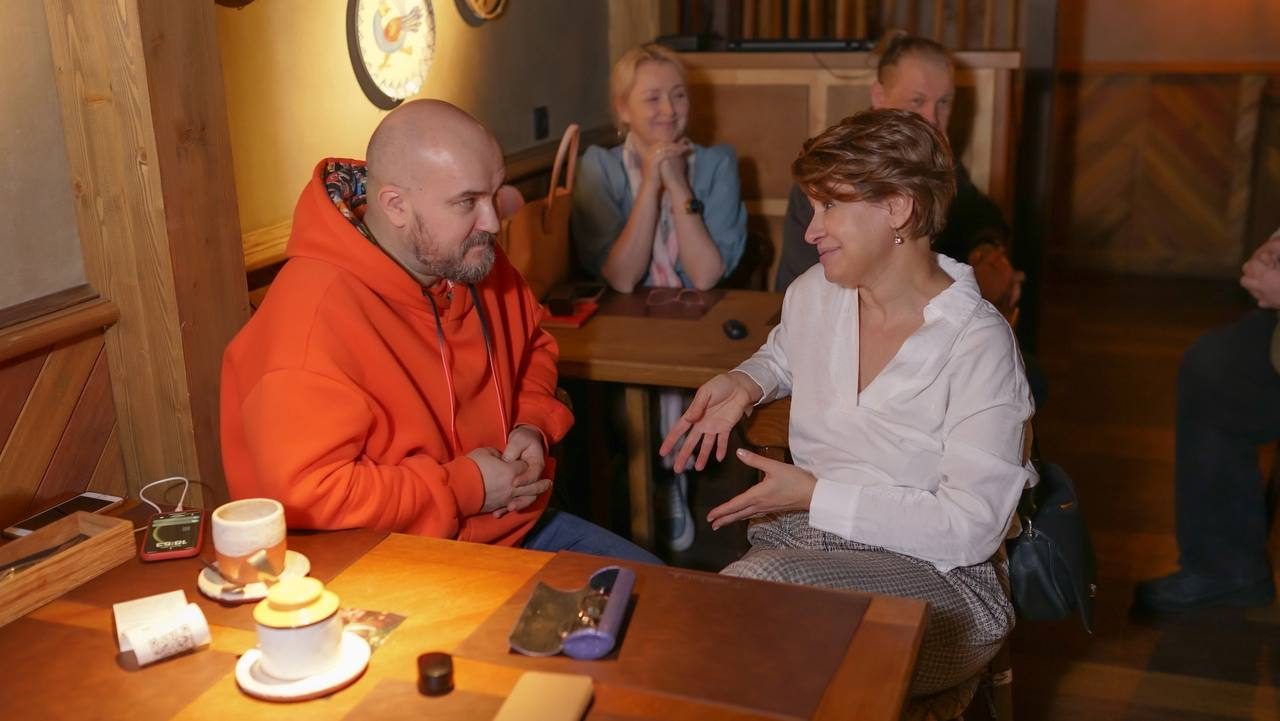 Общение участников клуба