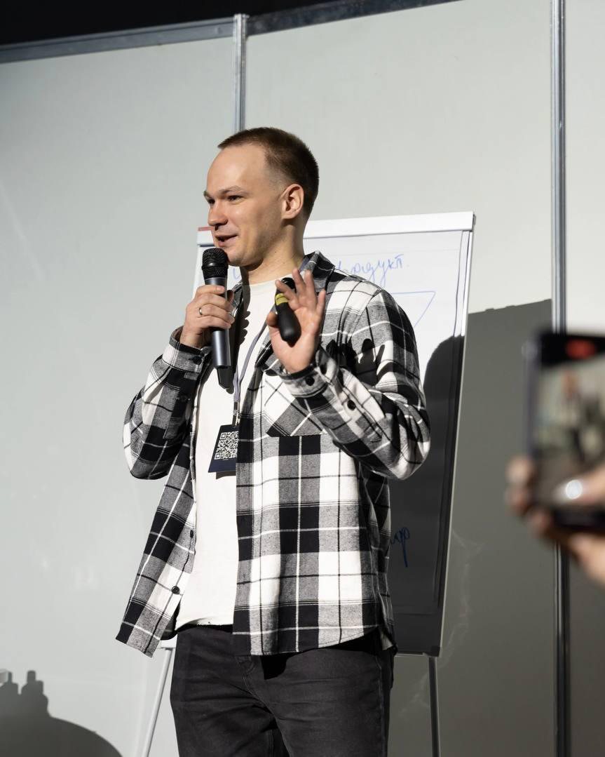 Арсений Климентьев